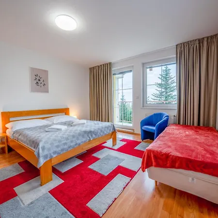 Penzion Na Vyhliadke Vysoké Tatry Esterno foto